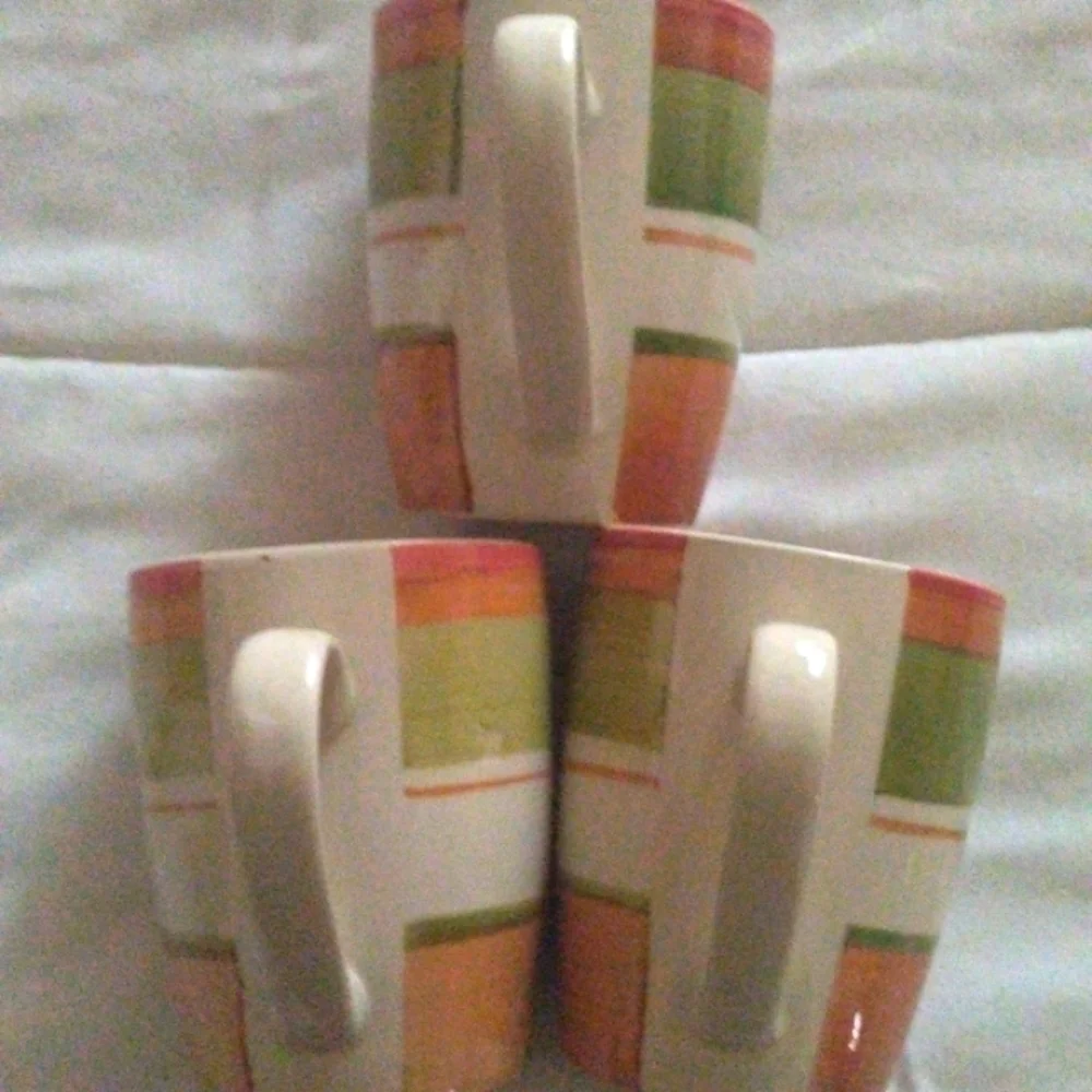 4@30.00 or 25.00 Home Decor by Pier 1
